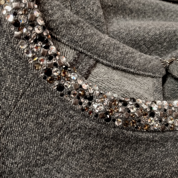 Neiman Marcus Luxury Essentials Cotton & Cashmere French Terry Top Rhinestones - Picture 5 of 14